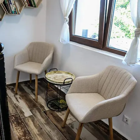 конакъ войнов Βίλα Yasna Polyana