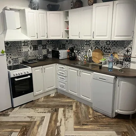 конакъ войнов Βίλα